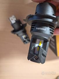 coppia lapadina led philips H4 coppia led tornadoH