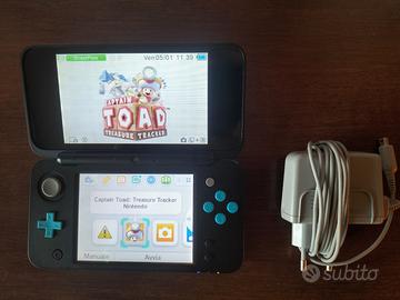 New Nintendo 2DS XL,pennino e caricatore originali