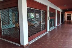 NEGOZIO A BAGNOLO IN PIANO