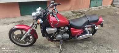 HONDA VF750 C magna ruota lenticolare 