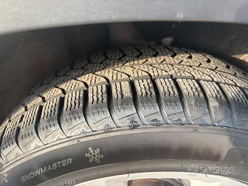 Cerchi 17 + gomme posteriori