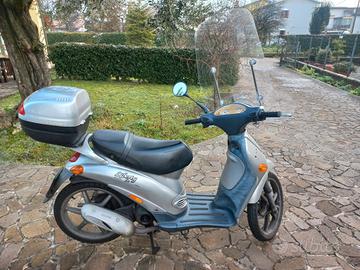 Scooter Liberty 50