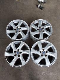 KIT SET TRENOCERCHI CERCHIONI IN LEGA VOLVO V40