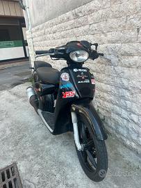 Aprilia Scarabeo 50