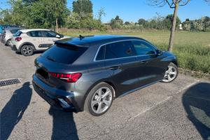 Audi A3 Sportback 35 TDI S line edition