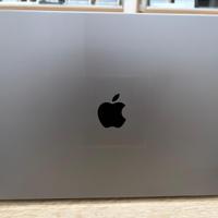 macbook pro 16