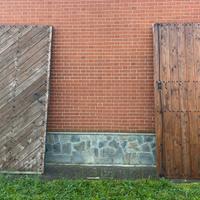 Portone legno massello