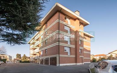 LIBERO SUBITO: 3 LOCALI IN PALAZZINA CON BOX