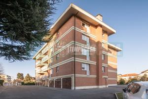 LIBERO SUBITO: 3 LOCALI IN PALAZZINA CON BOX