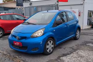 Toyota Aygo 1.0 12V VVT-i 5 porte Deep Ocean Conne