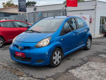Toyota Aygo 1.0 12V VVT-i 5 porte Deep Ocean Conne
