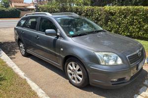 Toyota Avensis 2.2 D-4D 16V SW