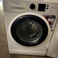 Lavatrice  Hotpoin10 kg, 1200 Giri