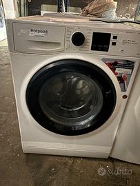 Lavatrice  Hotpoin10 kg, 1200 Giri
