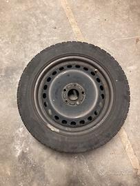 Cerchi in acciaio 16" Ford con sensori TPMS