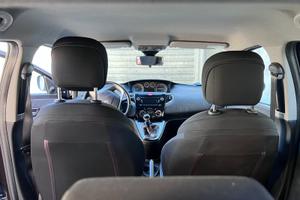 Lancia Ypsilon elefantino 1.2 GPL e benzina