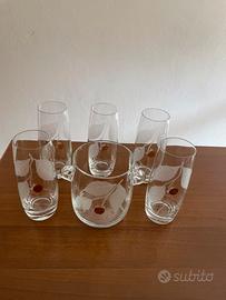 Secchiello ghiaccio e bicchieri