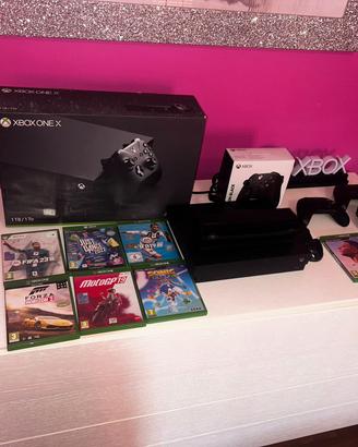 Xbox One x  1 TB più giochi e controller 