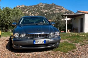 Jaguar x type 2.2 D  strepitosa