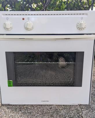 Forno elettrico incasso Ariston
