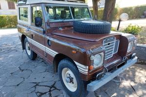 LAND ROVER Series 3 - ILE 106 - 1982