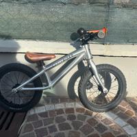 Bici senza pedali