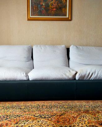 Divano letto e due poltrone