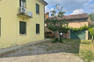 Villa di 632 m² con più di 5 locali e box auto dop