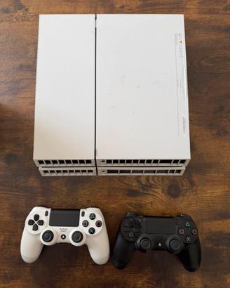 Playstation 4 Artic White + 2 Dualshock