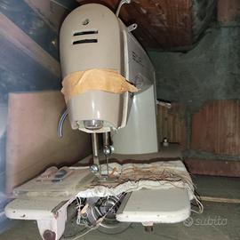 Macchina da cucire vintage