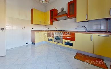 Ampio trilocale da personalizzare- NUDA PROPRIETA'