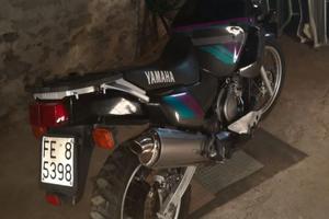 moto yamaha super tenerè xtz750