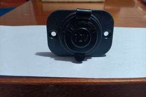 Pannello caricabatterie presa accendisigari