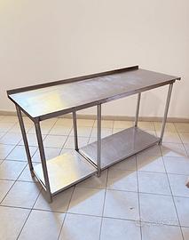 Bancone da lavoro in acciaio inox per ristoranti