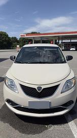 LANCIA YPSILON ECOCHIC SILVER 1,2 GPL-BENZINA
