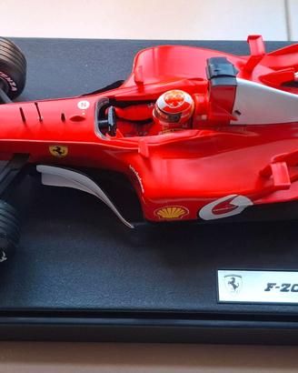 HOT WHEELS RACING SCALA 1/18 Ferrari F-2002 Sch