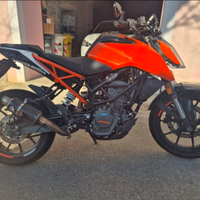 Moto KTM 125 DUKE