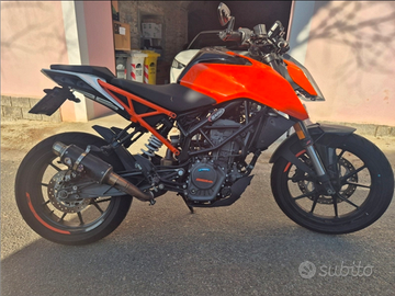 Moto KTM 125 DUKE