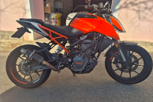 Moto KTM 125 DUKE