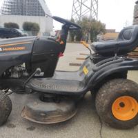 Trattorino tagliaerba