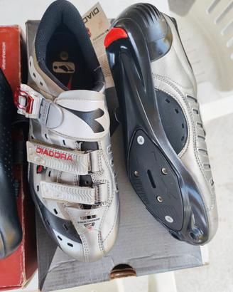 scarpe da ciclista 