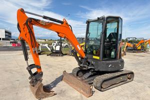 Mini escavatore DOOSAN DX27z