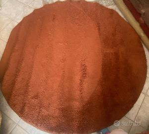 Tappeti rotondi in vari colori