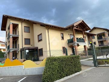 3 LOCALI A LANZO TORINESE