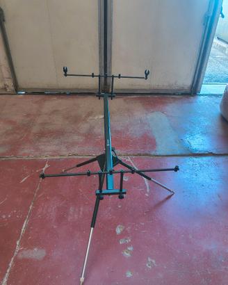 Poggia canne x carp fishing