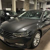 Volkswagen Passat Variant 2.0 TDI SCR 122 CV EVO D