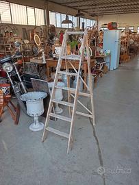 Vecchia scala in legno da imbianchino cm 150x50