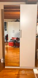 Armadio bianco Ikea con anta specchiata