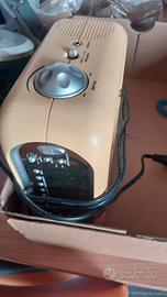 Sveglia 220V con lettore CD