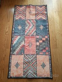 Tappeto a pelo corto multicolore, 70x140cm